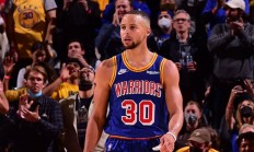 米兰体育登录入口-科隆球队临危受命，豪取三分