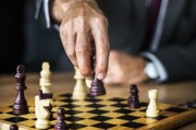 主教练战术调整得当，球队迎来成功逆转