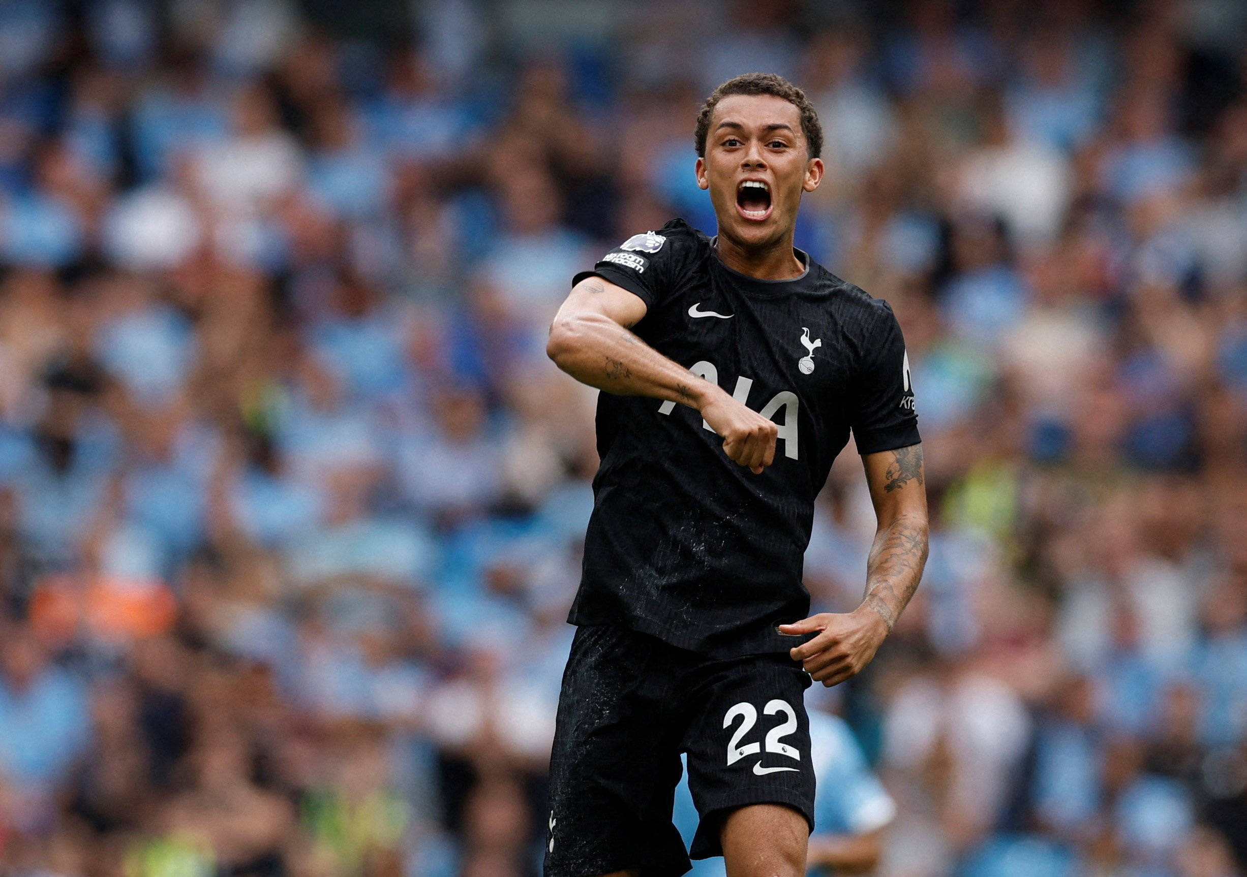 关于伯恩利主场战平阿森纳,暂时止住连败势头的信息 关于伯恩利主场战平阿森纳,暂时止住连败势头的信息