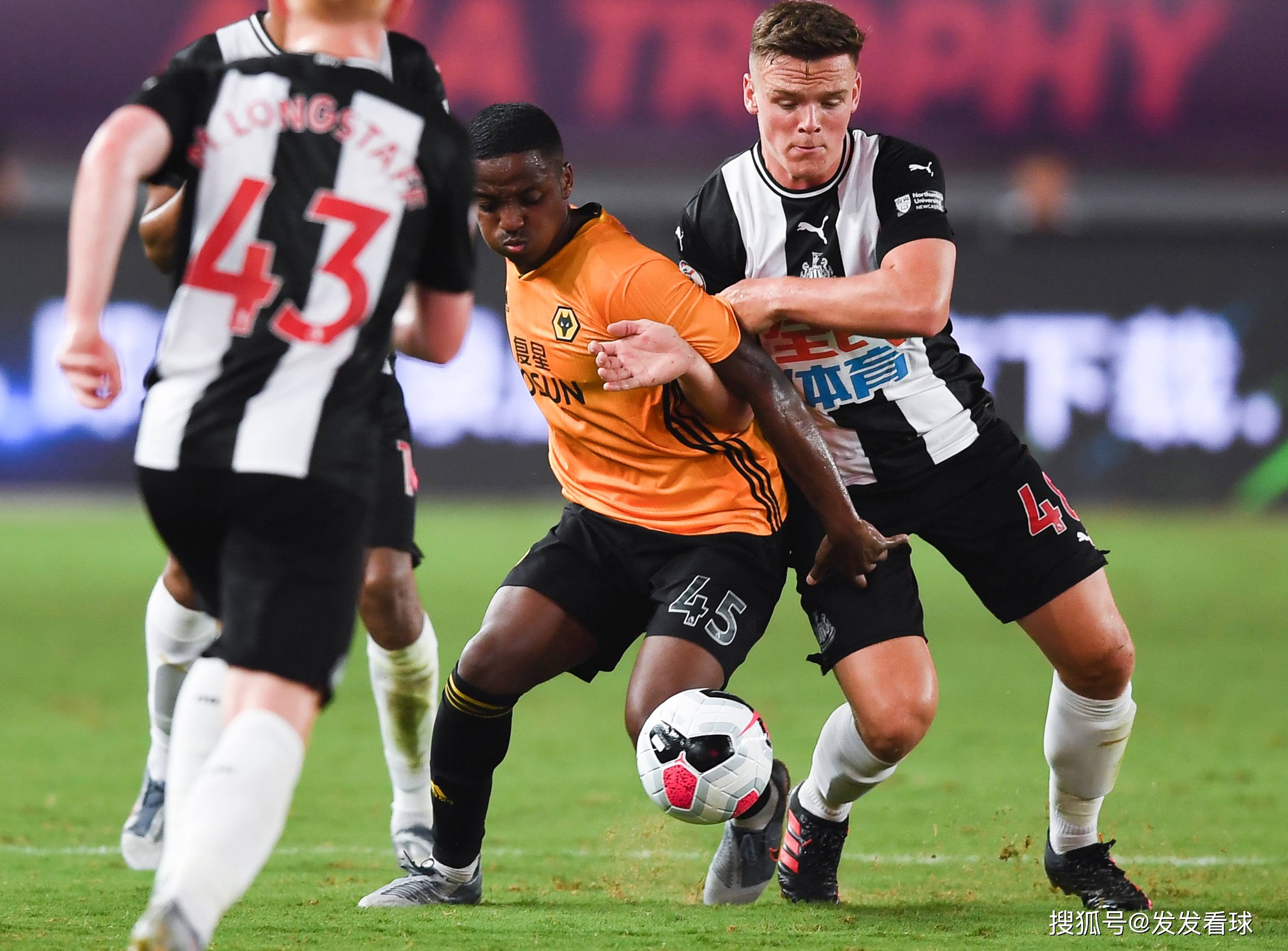 关于纽卡斯尔联奋力冲刺，英超排名节节攀升的信息