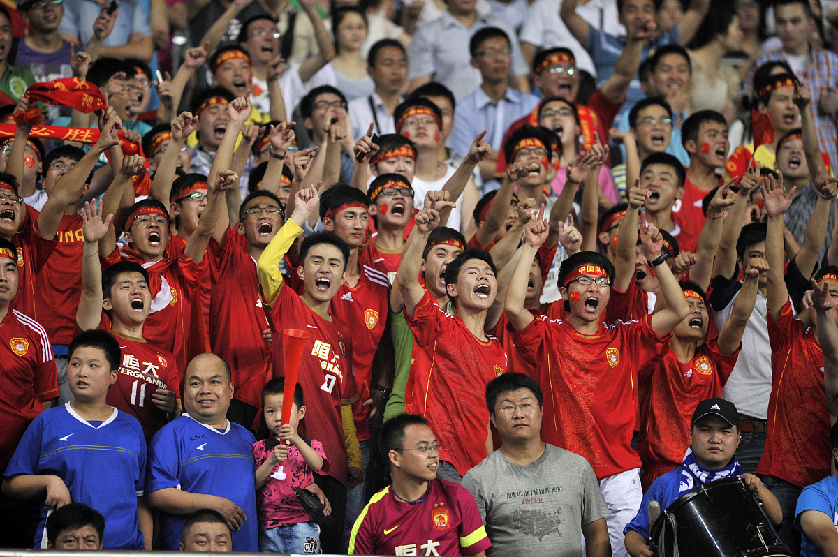 王丽梦破门得分，带领球队赢得比赛的简单介绍